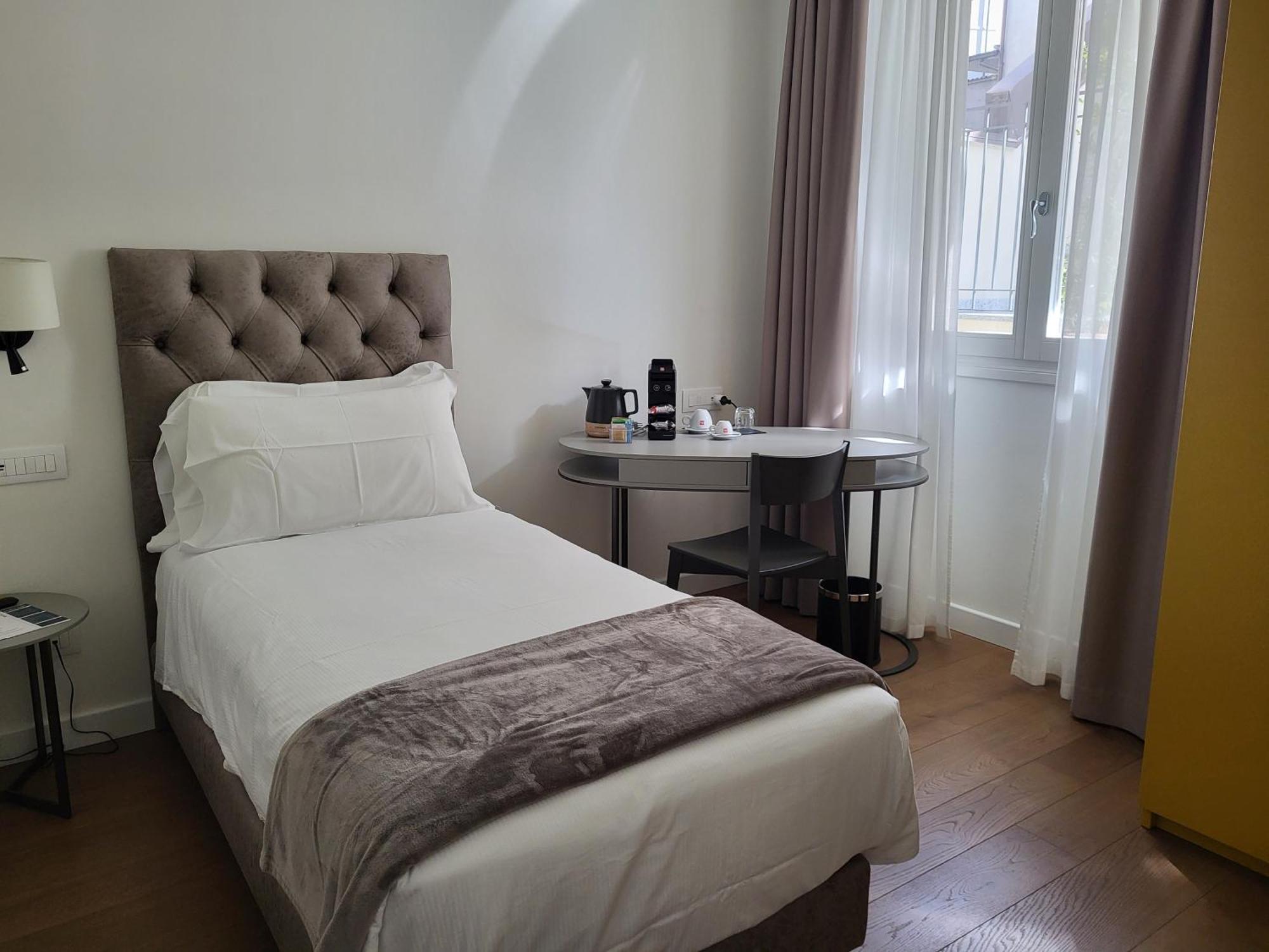 Sempione Boutique 4*